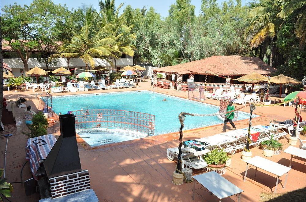 Badala Park Hotel โกตู ภายนอก รูปภาพ